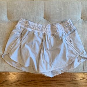 Lululemon white Tracker Short size 10